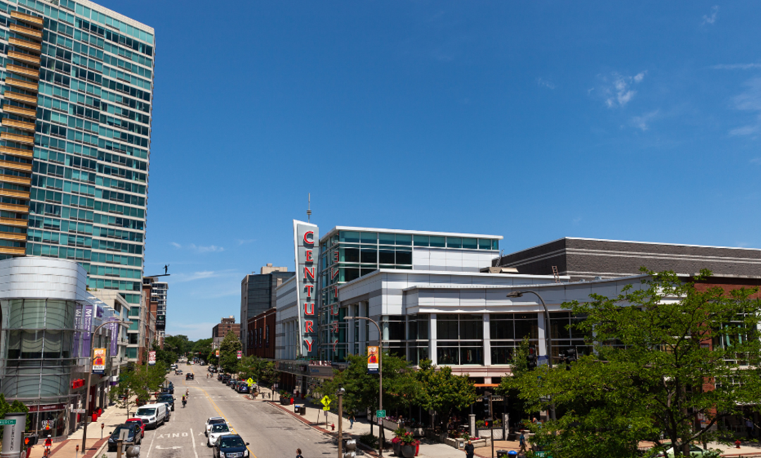 Setting Out to the Suburbs: Five Chicagoland Communities with Urban Amenities